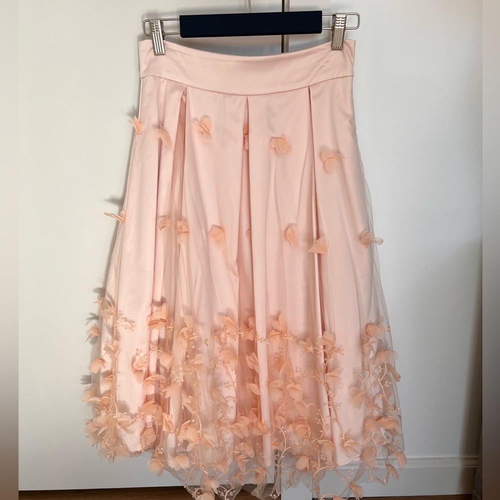 Eliza J Blush Pink Petal Appliqué Tulle Women Size 2, worn once.